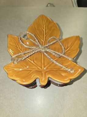 Maple Leaf Shaped Ceramic Appy Plate Set of 4 - Brown, Green, Red and Orange NEW